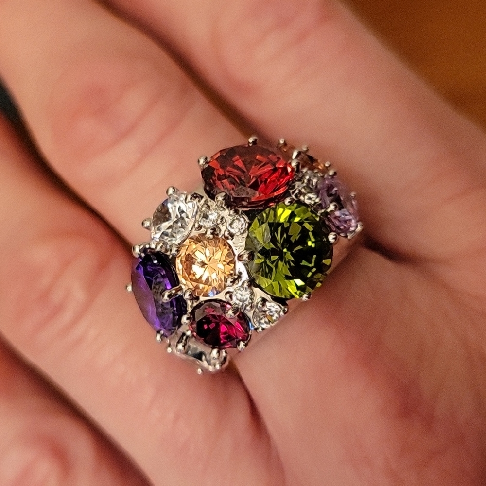 Super Sparkly Avon Silver Statement Cocktail Ring… - image 2